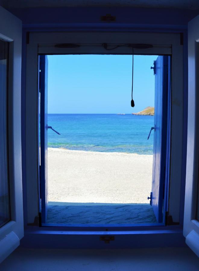 The Charming Beach House, Ideal For 4 To 5 People Ioulis Exterior photo
